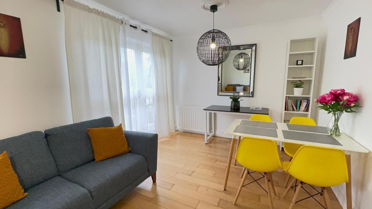 Amazing Location - City Of London- 2 Bedroom Stunning Canal View House With Private Garden,Parking & Balcony Екстер'єр фото