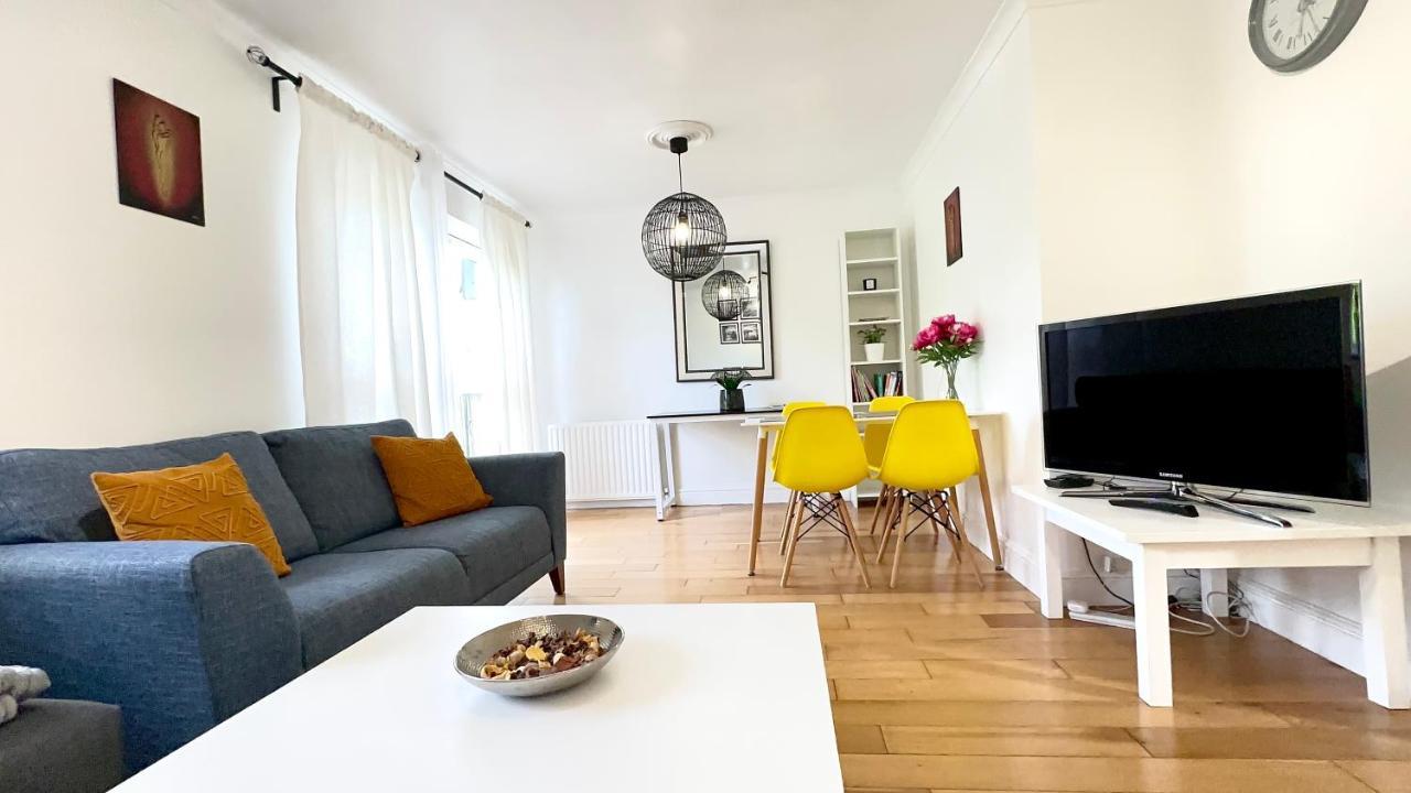 Amazing Location - City Of London- 2 Bedroom Stunning Canal View House With Private Garden,Parking & Balcony Екстер'єр фото
